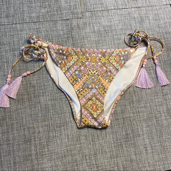 Victoria’s Secret swimsuit - Picture 4 of 5